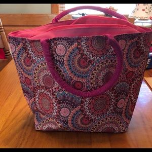 Sale💕 3/$20 Insulated Lynch bag, never used , new